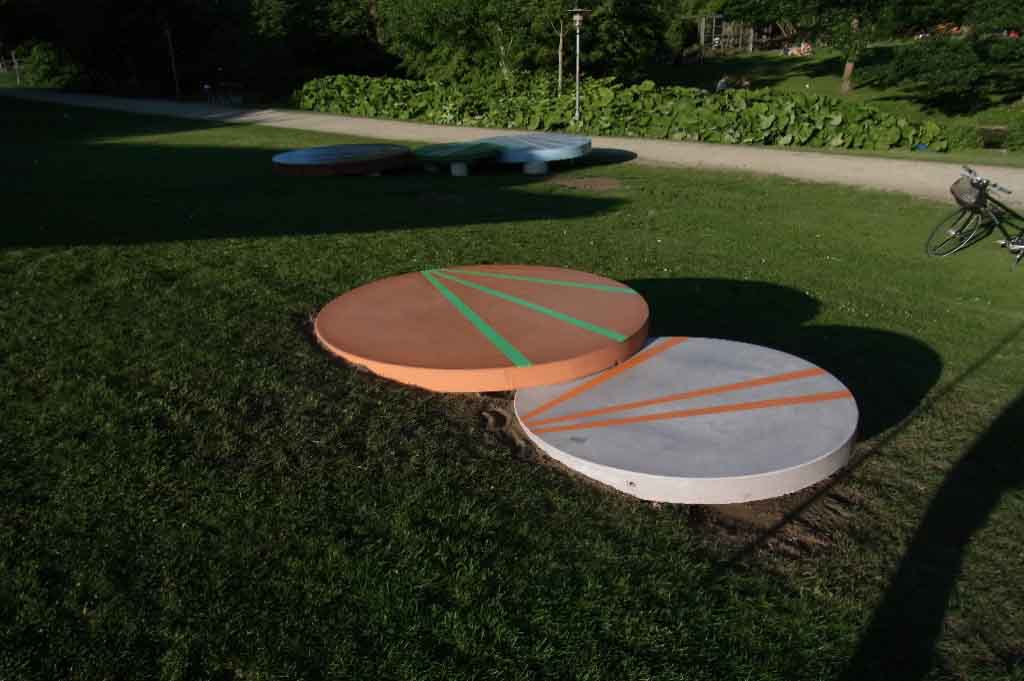 Six Rounds , Skulptur I Eventyrhaven,Peter Holm,2011, Permanent Installation